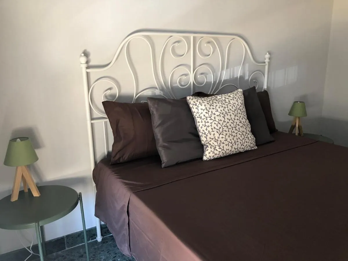 B&B Meliora Rooms Авола 3*,